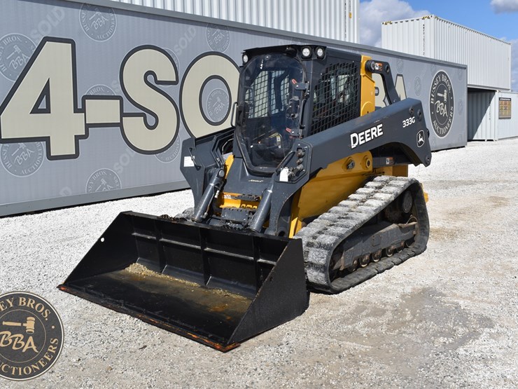 2020-deere-333g-image-2