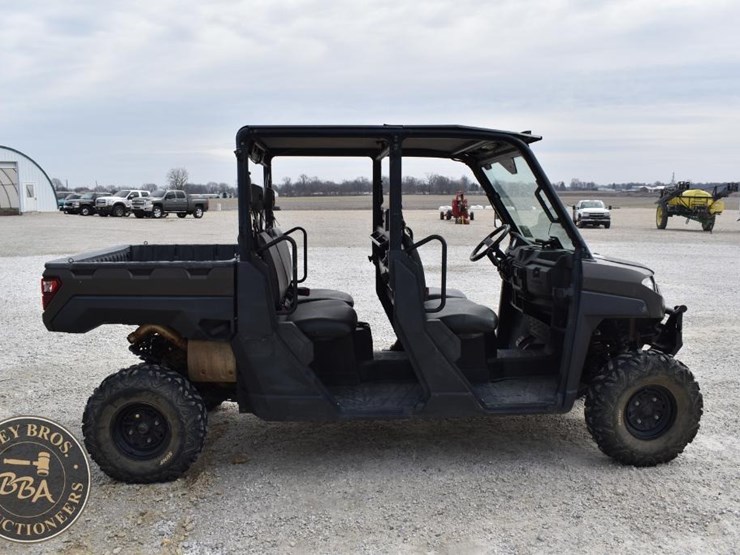 2019-polaris-ranger-crew-image-14