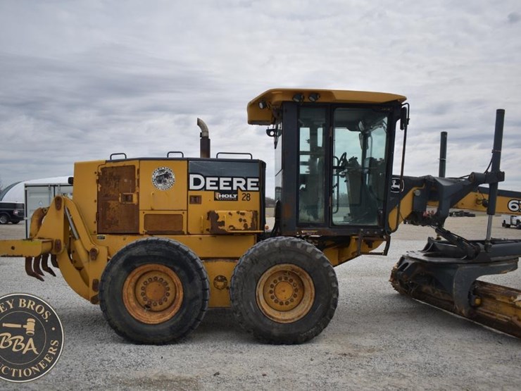 2007-deere-672d-image-17