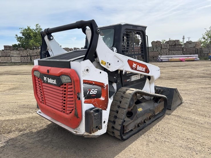 2022-bobcat-t66-image-3