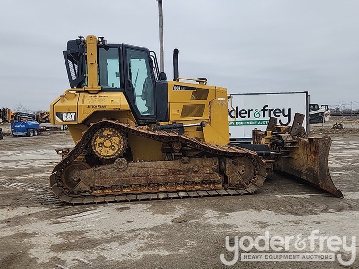 2016-caterpillar-d6n-lgp-image-6