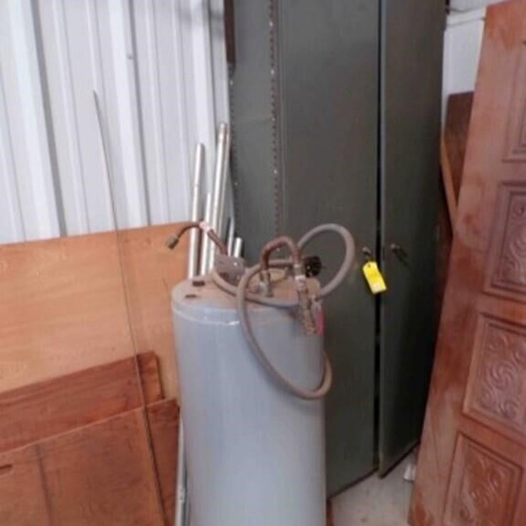 Metal storage cabinet