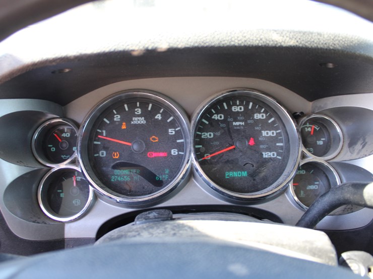 #2102-•-2013-gmc-sierra-pickup-truck-image-7