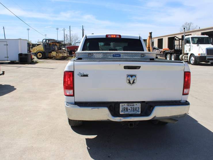 2017-dodge-ram-1500-image-4