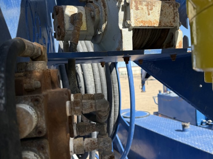 2014-caterpillar-c4.4-image-9