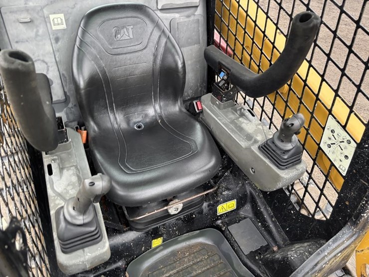 2021-caterpillar-259d3-image-20