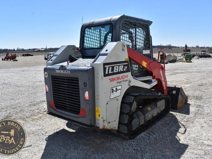 2020-takeuchi-tl8r2-image-10