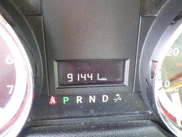 2015-dodge-grand-caravan-image-14