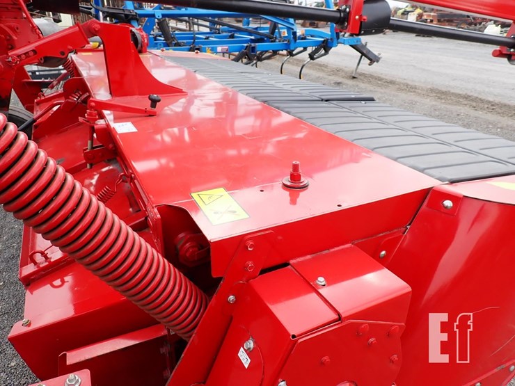 new-holland-discbine-313-image-11