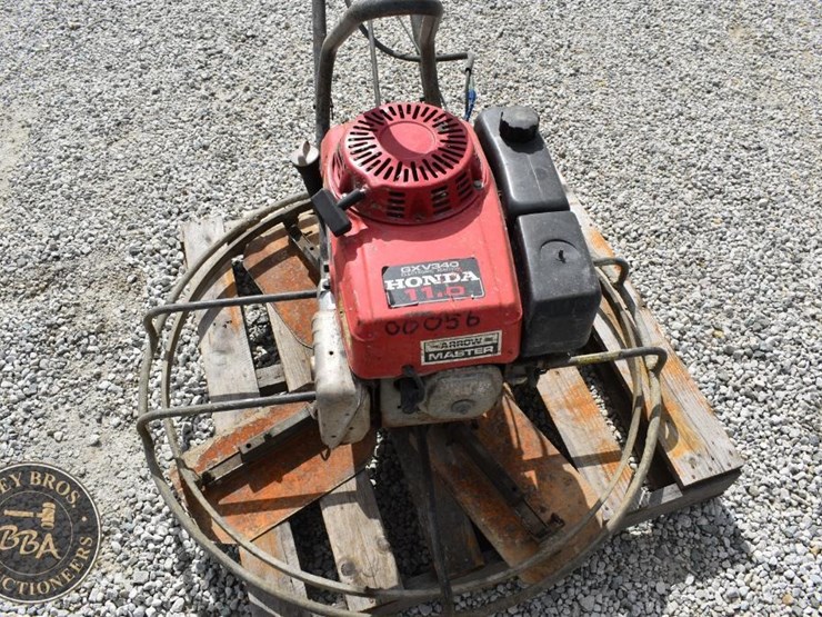 master-36in-walkbehind-trowel-42691-image-11