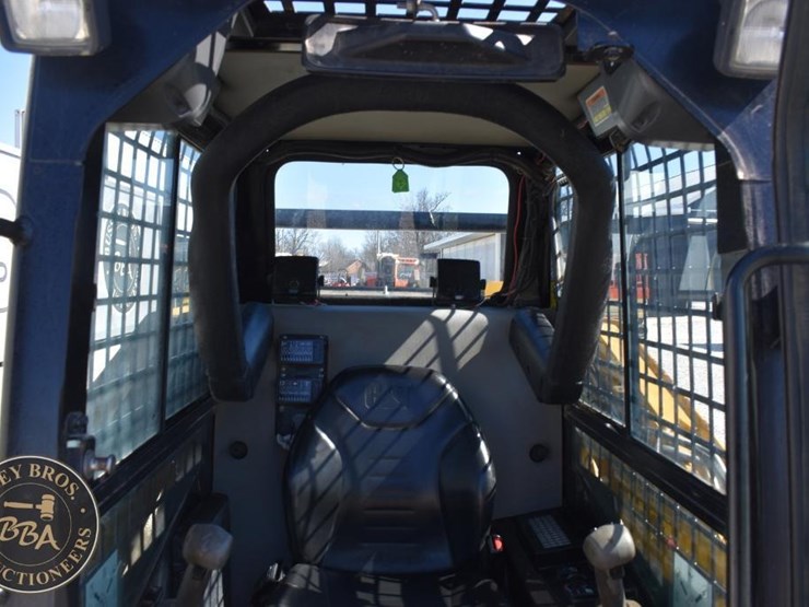 2012-caterpillar-257b3-image-49