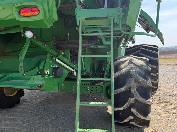 2014-john-deere-s670-image-116