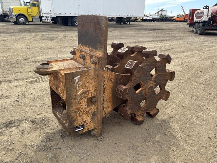 caterpillar-313f-image-1