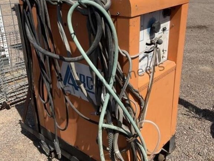 airco-300-amp-ac/dc-heli-welder-image-2