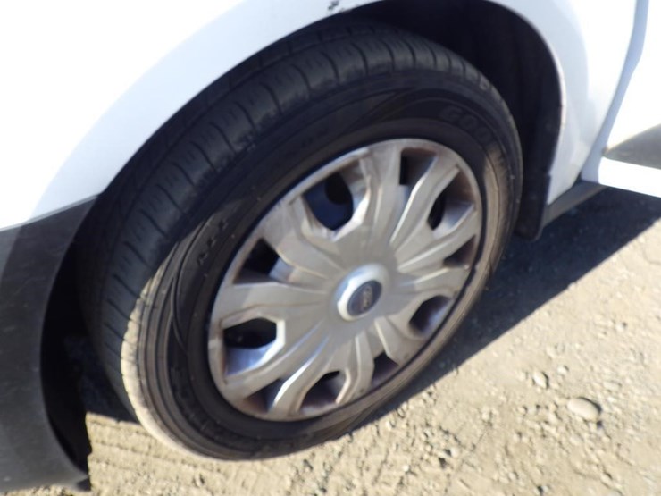 2019-ford-transit-connect-image-13