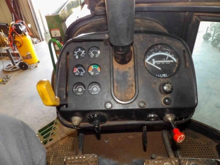 1976-john-deere-4430-image-32