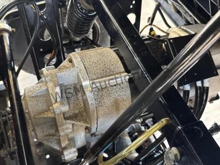 2011-polaris-ev-electric-utility-cart-image-11