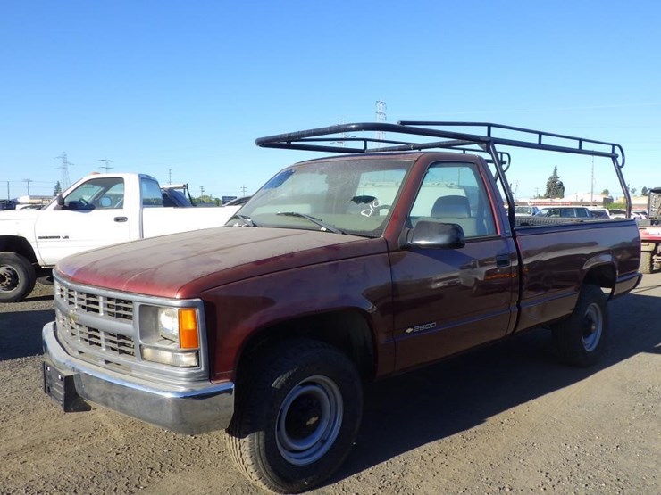 1998-chevrolet-2500-image-2