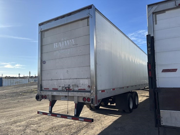 2000-utility-vs2r-image-3