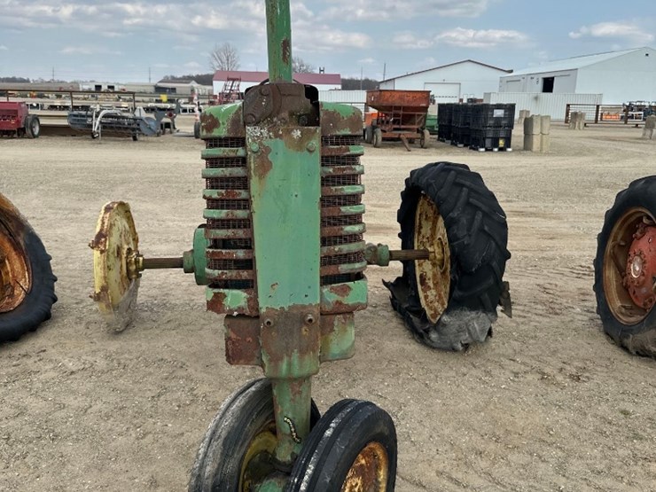 john-deere-a-image-2