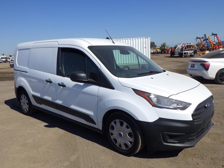 2020-ford-transit-connect-image-2