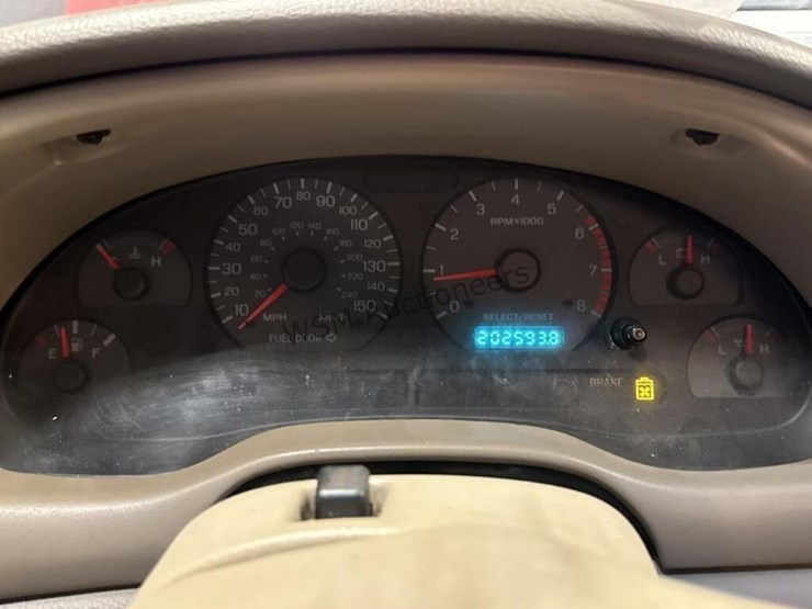 2000-ford-2000-image-18