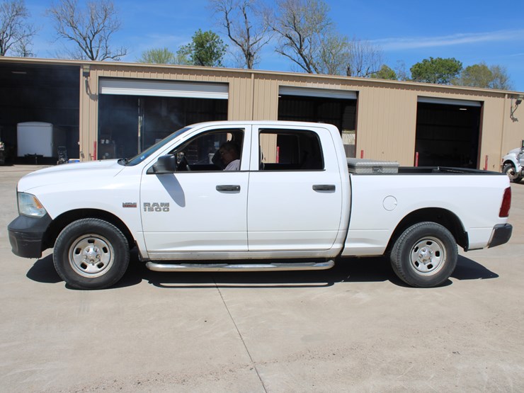 2014-dodge-ram-1500-image-1