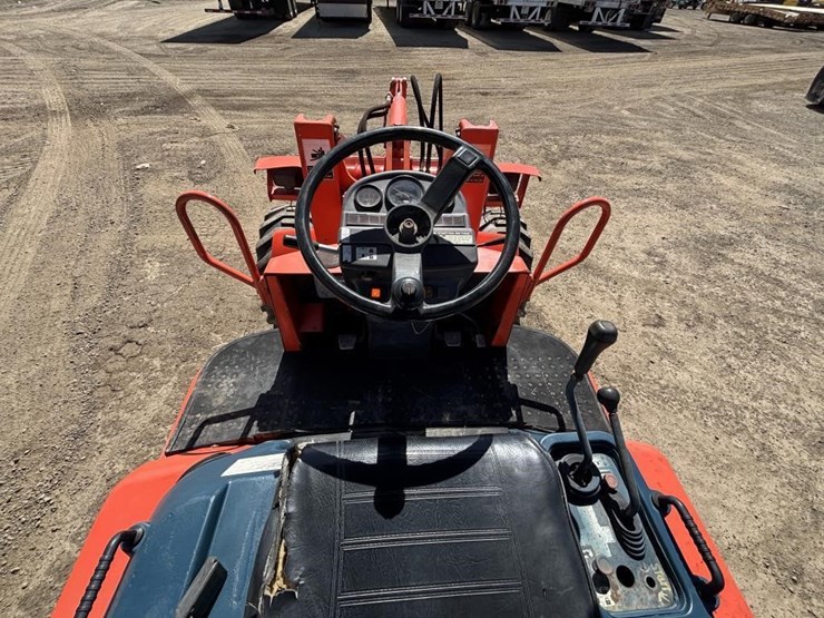 1999-kubota-r520-image-25