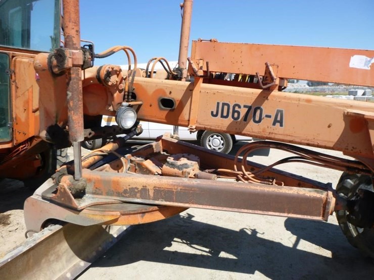 1980-john-deere-jd670-a-motor-grader-image-22