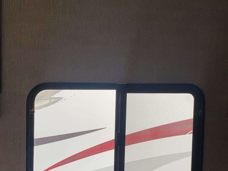 2019-dutchmen-coleman-lantern-edition-250tq-image-15