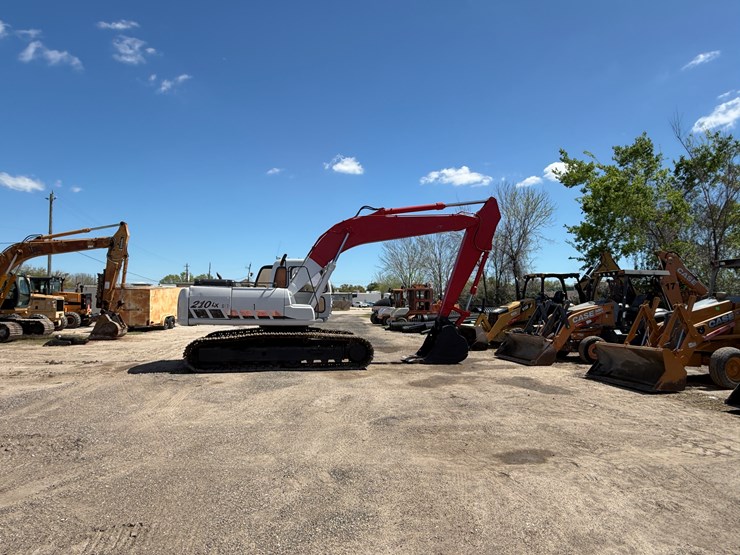 2006-link-belt-210-lx-image-2