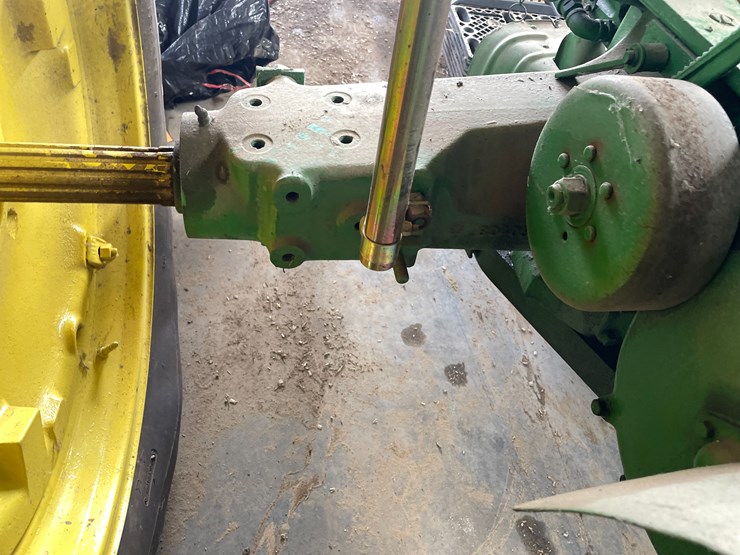 1952-john-deere-b-image-36