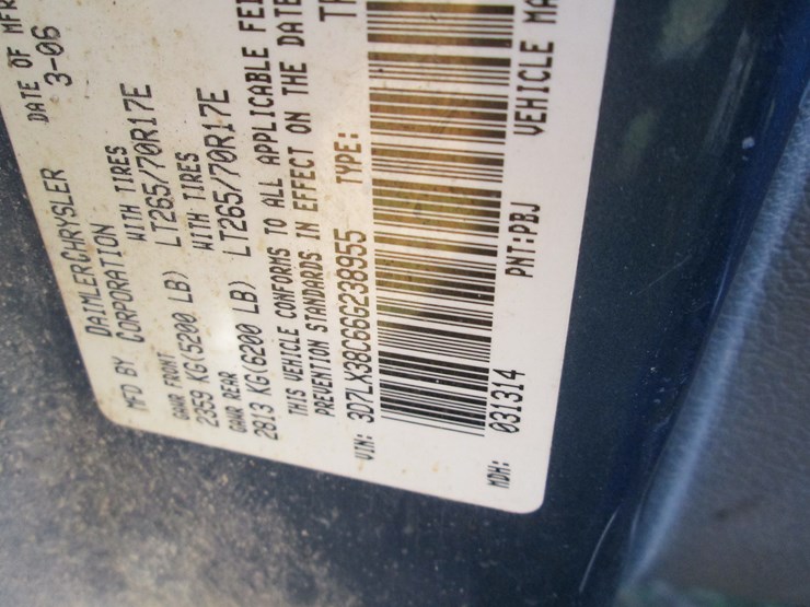 2006-dodge-3500-image-35