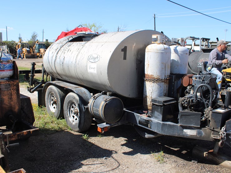 #2619-•-2003-etnyre-m4849-image-2