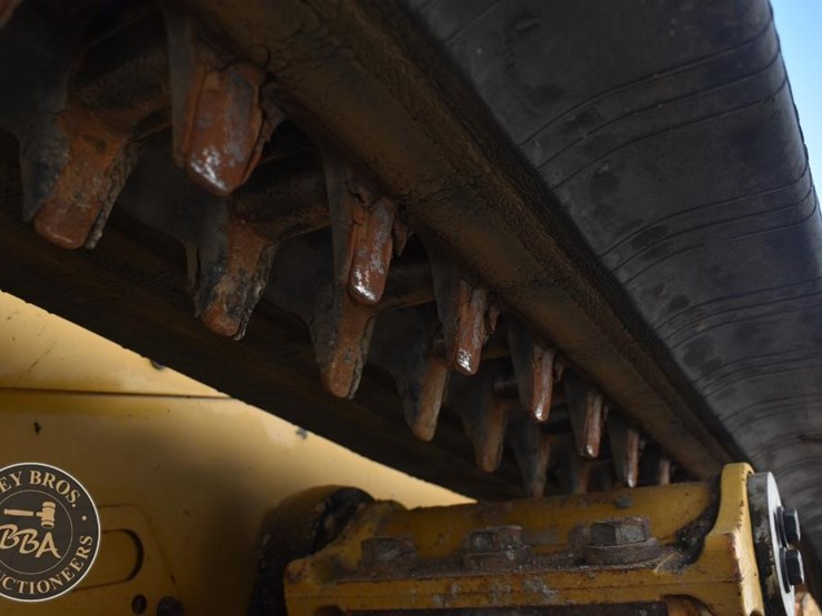 2023-caterpillar-259d3-image-40