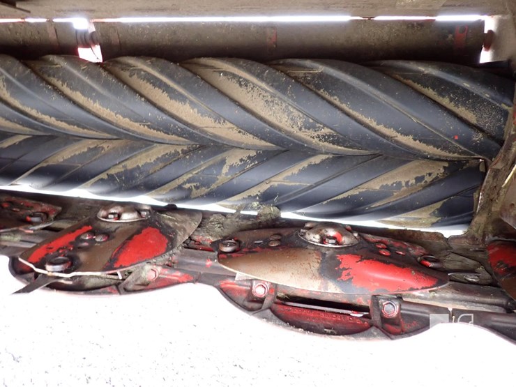 new-holland-discbine-313-image-6