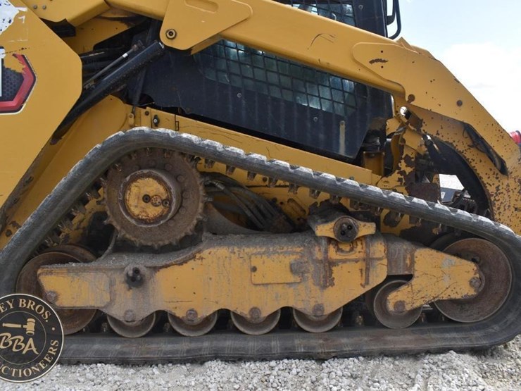 2020-caterpillar-289d3-image-46