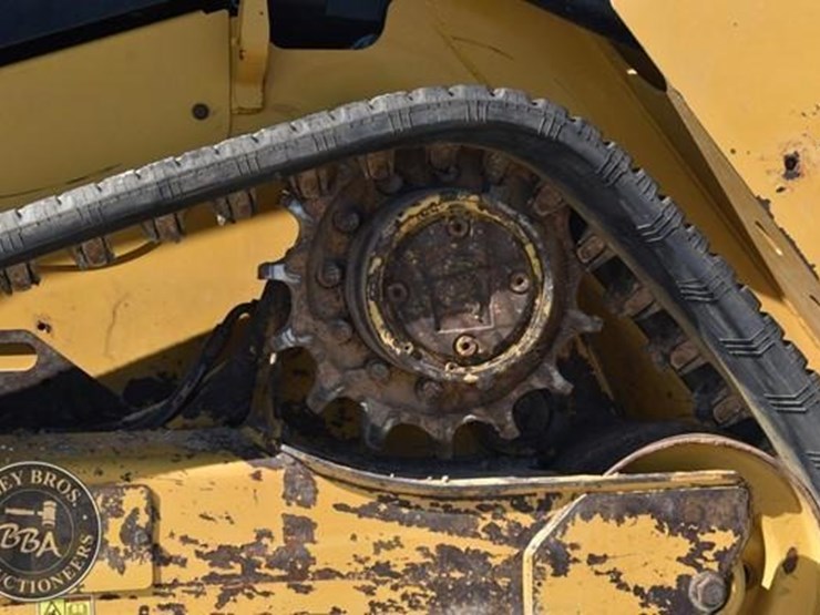 2023-caterpillar-259d3-image-34