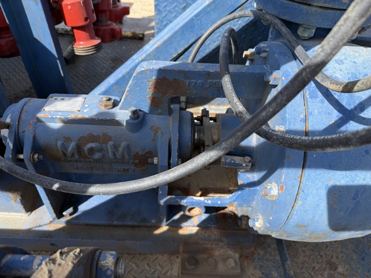 2018-caterpillar-c18-image-15