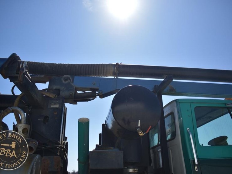 1996-ford-lnt8000-image-39