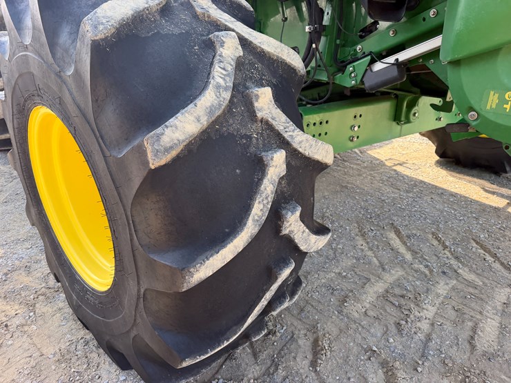 2014-john-deere-s670-image-10