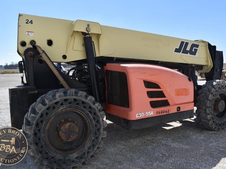 2015-jlg-g10-55a-image-21