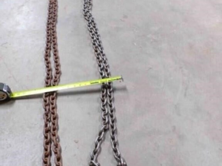 2-chains-with-hooks-image-1