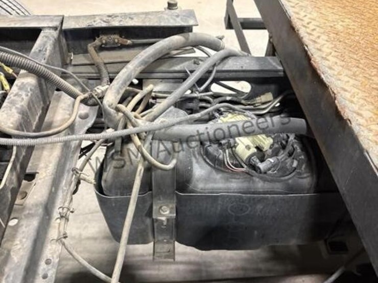 2014-ford-f550-image-33