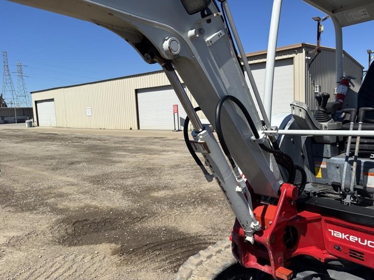 2020-takeuchi-tb230-image-20