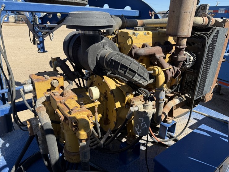 2014-caterpillar-c4.4-image-13