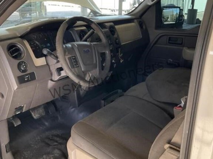 2010-ford-f150-image-21