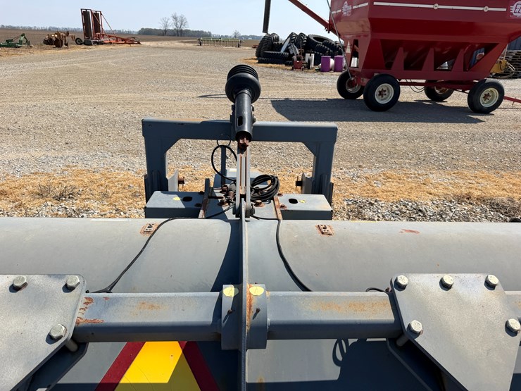 #40309-•-loftness-240sl-stalk-chopper-02-1246-image-11