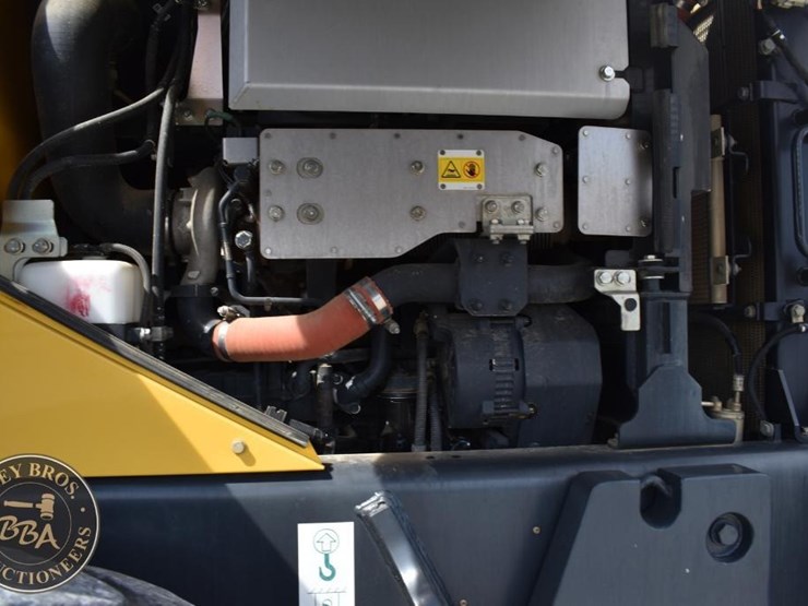 2019-komatsu-wa320-8-image-59