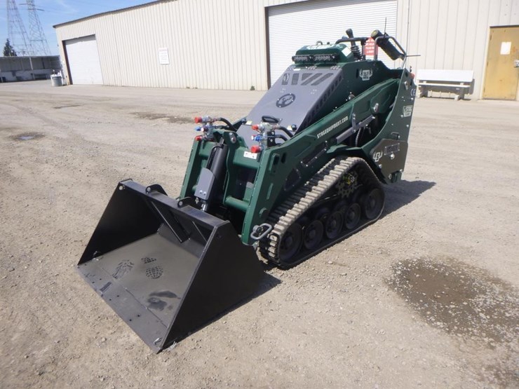 2026-kubota-d1703-image-1